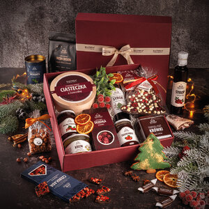 Zestaw świąteczny z ciasteczkami i herbatką